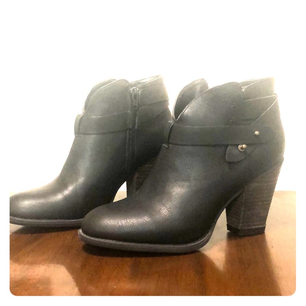 XOXO ankle boots